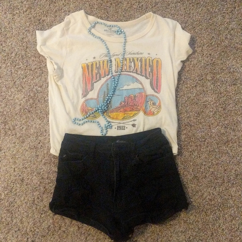 Black Jean KanCan shorts size 9 W28